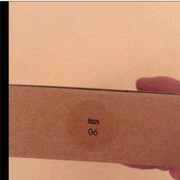 Stila CC Color Correcting Cream 06 Tan 1.3 oz - Picture 4 of 6